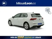 Usado VW Golf VIII Life 110 CV (80 kW) 2021 Blanco Berlina