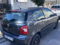 Usado VW Polo Highline 75 CV (55 kW) 2004 Azul Utilitario