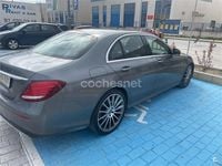 Usado Mercedes E220 194 CV (142 kW) 2019 Gris / plata Berlina