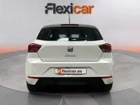 Usado Seat Ibiza Style Plus 116 CV (85 kW) 2021 Blanco Utilitario