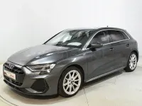 Usado Audi A3 S-Line 150 CV (110 kW) 2025 Gris / plata Berlina