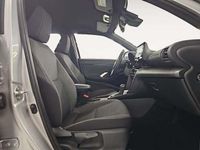 Usado Toyota Yaris Hybrid Active 130 CV (95 kW) 2025 Gris Pickup/Camioneta