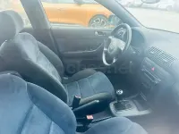 Usado Audi A3 Ambition 125 CV (91 kW) 2002 Negro Utilitario