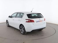 Usado Peugeot 308 Allure 120 CV (88 kW) 2017 Blanco Utilitario