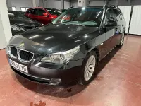 Usado BMW 520 170 CV (125 kW) 2009 Gris / plata Familiar
