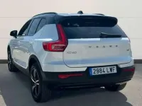 Usado Volvo XC40 R-Design 129 CV (94 kW) 2022 Blanco SUV