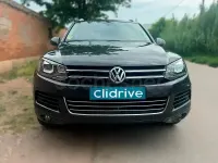 Usado VW Touareg 240 CV (176 kW) 2011 Negro SUV