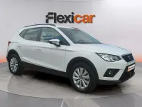 Usado Seat Arona Ecomotive 95 CV (69 kW) 2017 Blanco SUV