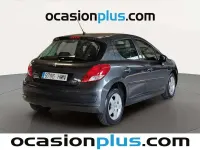 Usado Peugeot 207 Active 70 CV (51 kW) 2012 Gris Utilitario