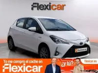 Usado Toyota Yaris Active 100 CV (73 kW) 2020 Blanco