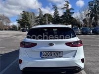 Usado Kia Ceed 120 CV (88 kW) 2019 Blanco Utilitario