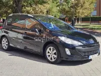 Usado Peugeot 308 SW Premium 120 CV (88 kW) 2010 Negro Familiar