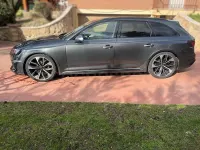 Usado Audi RS4 450 CV (330 kW) 2018 Gris / plata Familiar