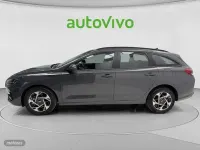 Nuevo Hyundai i30 100 CV (73 kW) 2025 Gris Berlina