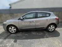 Usado Renault Mégane 105 CV (77 kW) 2009 Beige Berlina