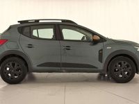 Usado Dacia Sandero Extreme 101 CV (74 kW) 2025 Verde Utilitario