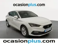 Usado Seat Leon Style 110 CV (80 kW) 2022 Blanco Berlina