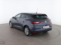 Usado Renault Mégane IV Life 110 CV (80 kW) 2017 Gris / plata Berlina