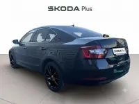 Usado Skoda Octavia Ambition 115 CV (84 kW) 2021 Negro