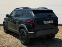 Usado Dacia Duster Extreme 130 CV (95 kW) 2025 Gris SUV