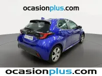 Używany Toyota Yaris Hybrid Active 116 KM (85 kW) 2024 Niebieski Sedan/Limuzyna