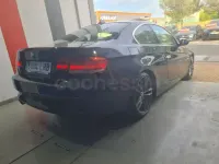 Begagnad BMW 330 231 HK (169 kW) 2007 Blå Sportkupé