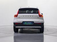 Usado Volvo XC40 Momentum 129 CV (94 kW) 2021 Blanco SUV
