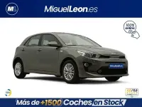 Usado Kia Rio 100 CV (73 kW) 2023 Marrón
