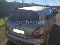 Usado Nissan Almera Visia 98 CV (72 kW) 2004 Beige Berlina
