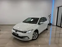 Usado VW Golf VIII Life 110 CV (80 kW) 2023 Blanco Berlina