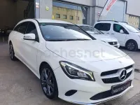 Usado Mercedes CLA200 Shooting Brake 136 CV (100 kW) 2018 Blanco Familiar