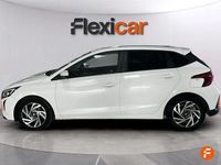 Usado Hyundai i20 100 CV (73 kW) 2024 Blanco Berlina