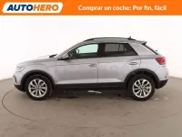 Usado VW T-Roc Life 150 CV (110 kW) 2022 Gris / plata SUV