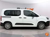 Usado Citroën Berlingo Feel 102 CV (75 kW) 2021 Blanco Monovolumen
