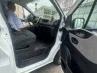 Usado Renault Trafic 120 CV (88 kW) 2017 Blanco Monovolumen