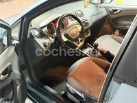 Usado Seat Ibiza ST Style 105 CV (77 kW) 2010 Verde Familiar