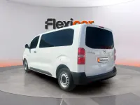 Usado Opel Zafira Life Business 120 CV (88 kW) 2020 Blanco Monovolumen