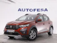 Usado Dacia Sandero Comfort 100 CV (73 kW) 2021 Granate