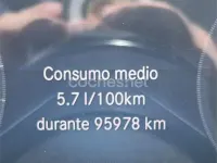 Usado Mercedes A180 109 CV (80 kW) 2019 Gris / plata Berlina
