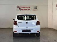 Usado Dacia Sandero Base 75 CV (55 kW) 2017 Blanco Utilitario