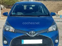 Usado Toyota Yaris Active 99 CV (72 kW) 2016 Azul Berlina
