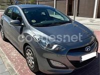 Usado Hyundai i30 Base 90 CV (66 kW) 2012 Gris / plata Berlina