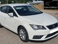 Usado Seat Leon Style 130 CV (95 kW) 2019 Blanco Berlina