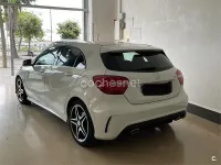 Usado Mercedes A180 AMG line 109 CV (80 kW) 2015 Blanco Utilitario