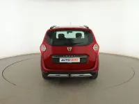 Usado Dacia Lodgy Comfort 116 CV (85 kW) 2022 Rojo Monovolumen