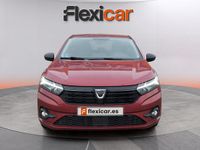 Usado Dacia Sandero Comfort 101 CV (74 kW) 2021 Burdeos Utilitario