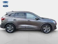 Usado Ford Kuga ST-Line 150 CV (110 kW) 2024 Gris SUV