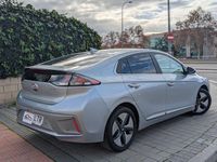 Usado Hyundai Ioniq 141 CV (103 kW) 2021 Gris plata Utilitario