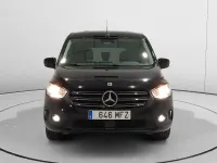 Usado Mercedes T180 116 CV (85 kW) 2023 Negro Monovolumen
