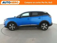 Usado Peugeot 3008 Allure 131 CV (96 kW) 2022 Azul SUV